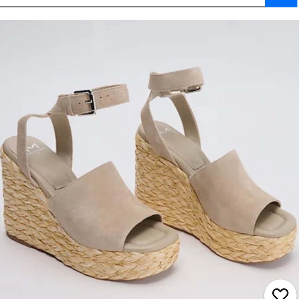 Marc Fisher LTD Nelly Ankle Strap Wedge Sandal 8M
Color Light Natural